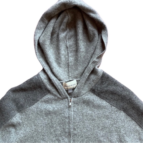 Grey cashmere hoodie - Picture 7 of 7